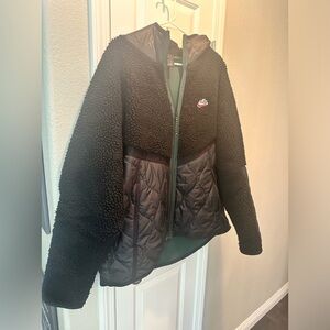 Nike Insulated Fleece Hoodie Jacket